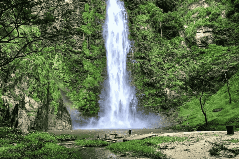 Things to Do in Volta Region Ghana 2026 — Waterfalls, Lakes & Hikes