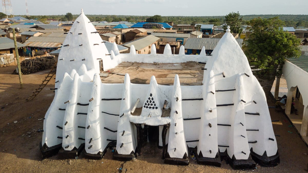 Aerial view of Larabanga Mosque, Northern Ghana — 14th-century Sudanese-Sahelian mud-brick mosque, oldest in Ghana and West Africa