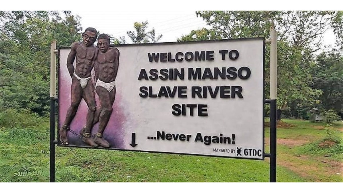 Welcome sign at Assin Manso Slave River Site, Central Region Ghana — 